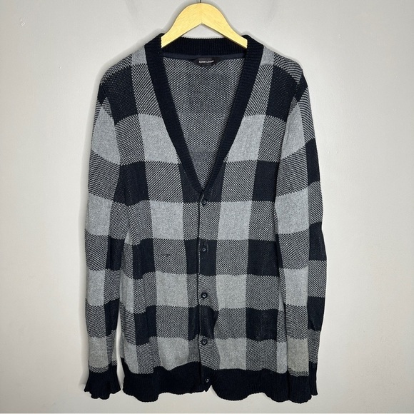 Adam Levine plaid cardigan - Picture 1 of 7
